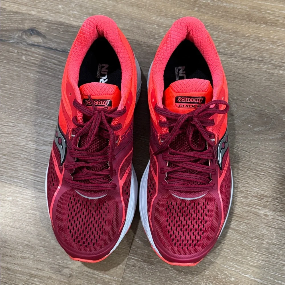 Saucony Guide 10 Everun Women's Red Athletic Shoes size 8 - Picture 3 of 9